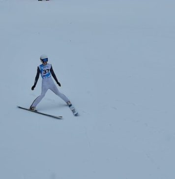 Domeniul schiabil din Sinaia, închis în prima zi de Paşte din cauza vântului puternic