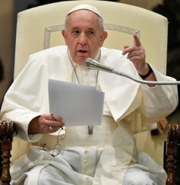 Papa Francisc se întâlneşte cu Viktor Orban în Ungaria