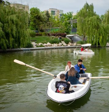 În Parcul Drumul Taberei s-a deschis sezonul estival pe lac – FOTO