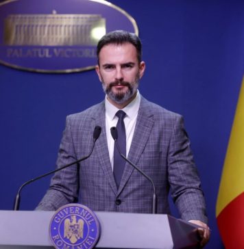 Cărbunaru: Guvernul lucrează, în acest moment, la actele normative care să ofere cadrul legal oferirii unor stimulente profesorilor debutanţi şi cadrelor didactice din zonele defavorizate