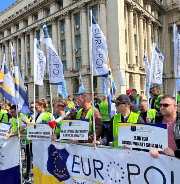 Protest al polițiștilor din sindicatul Europol, la sediul Ministerului Afacerilor Interne