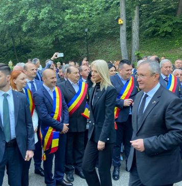 Nicolae Ciucă: PNL are ca obiectiv rezolvarea problemelor ridicate de sindicatele din educaţie / De la înființare și până astăzi, PNL a dat totul pentru țara noastră