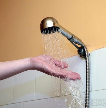 Mii de blocuri, spitale, unităţi şcolare din sectoarele 2, 3, şi 4, fără apă caldă de o săptămână; Termoenergetica pare depăşită de situaţie şi prelungeşte de la o zi la alta termenul privind revenirea la parametri normali