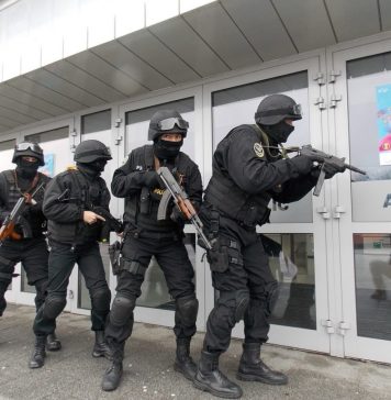 Searches in Bucharest: bank branch incurs damages by counterfeit euros deposited in ATMs