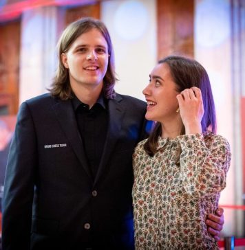 Şah: Richard Rapport a remizat cu campionul mondial Ding Liren la Superbet Chess Classic Romania 2023