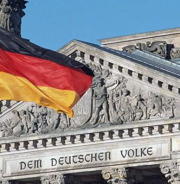 Guvernul german a publicat un proiect de lege privind autodeterminarea care va facilita schimbarea identităţii de gen