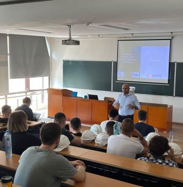 Administrația pentru Consolidarea Clădirilor cu Risc Seismic, discuții cu studenților de la Facultatea Tehnică de Constructii din București