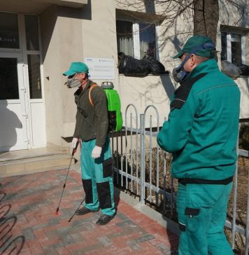 Continuă dezinsecția în toată Capitala. Nicușor Dan: Urmează demararea tratamentului împotriva larvelor de țânțari