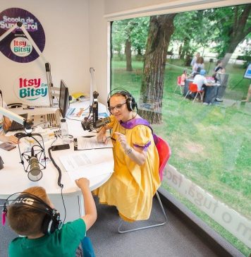 Școală de vară gratuită pentru copii la Radio Boot Camp