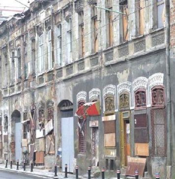 Hanul Solacolu, un monument istoric din București în stare avansată de degradare, va fi conservat