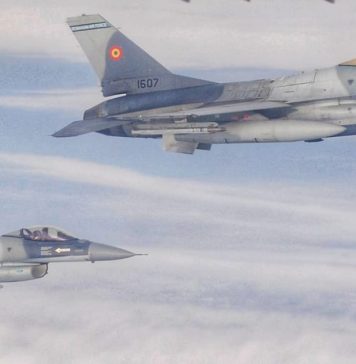 Ziua Aviației Române. Spectacol pe cerul Bucureștiului cu avioane F16 și Eurofighter Typhoon