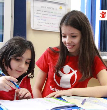 Salvaţi Copiii extinde programul de educaţie remedială estivală şi deschide grădiniţele de vară