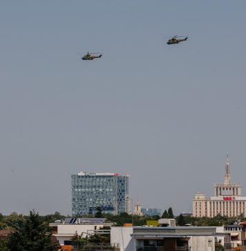 Paradă cu avioane de Ziua Aviaţiei. Sunt anunțate restricţii de circulaţie în Bucureşti