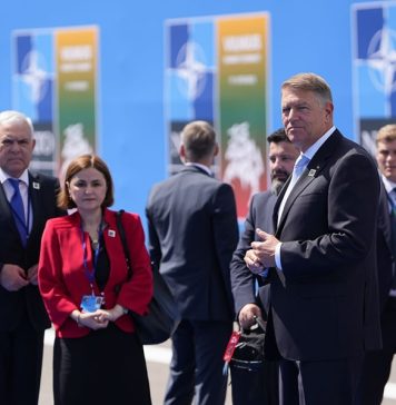 Ministrul Apărării: România şi-a asumat un rol de aliat „responsabil” în consolidarea securităţii regionale