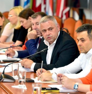 Ministrul Agriculturii: Scăderea preţurilor este o realitate în acest moment, într-un mare lanţ de magazine care a limitat adaosurile înainte de 1 august