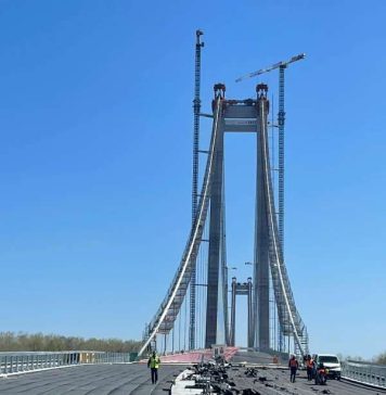 Se inaugurează podul suspendat peste Dunăre de la Brăila, în prezența oficialilor statului