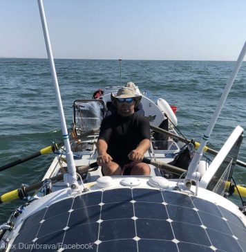 Sportivul de anduranţă Alex Dumbravă, aventură de Cartea Recordurilor: Vrea să traverseze singur Marea Neagră într-o barcă cu vâsle
