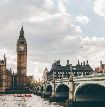 Atenționare de călătorie în Marea Britanie – Grevă şi perturbări ale serviciilor din aeroportul Gatwick