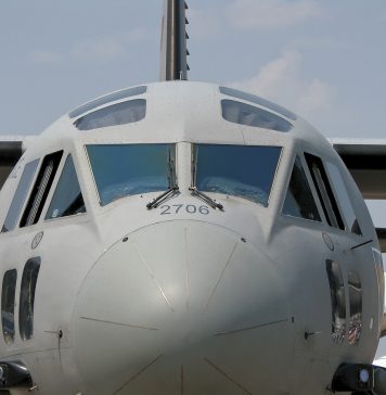Un avion militar a rămas fără un motor, înainte de aterizarea pe Aeroportul Otopeni