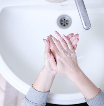 Peste 200 de blocuri din Capitală, fără apă caldă. Termoenergetica anunță cel puțin 5 zile de reparații