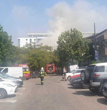 NEWS ALERT Incendiu în zona Piața Muncii. Două persoane au nevoie de îngrijiri medicale