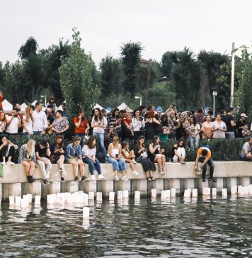 Festival dedicat lampioanelor pe apă, pe 9 şi 10 septembrie, pe malul Lacului Floreasca