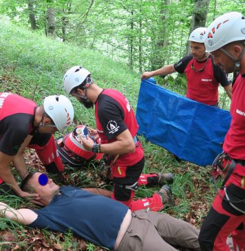 Număr îngrijorător de apeluri la Salvamont în ultima zi/ 14 persoane au ajuns la spital