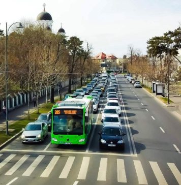 Autobuzele liniei 205 nu vor mai opri ȋn staţia „Piaţa Unirii 4”