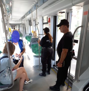 Poliția Locală București, controale pe traseul liniei tramvaiului 32, în urma sesizărilor făcute de oameni