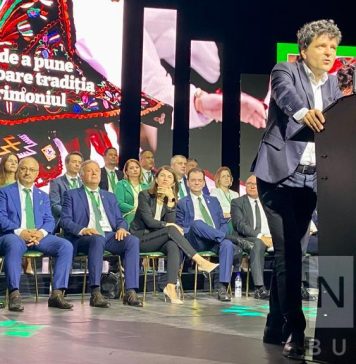 Nicușor Dan, la Conferința Națională a Forța Dreptei: Sunt optimist pentru succesul dreptei în alegerile care urmează în 2024