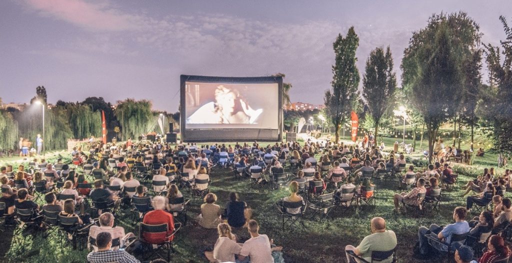 Cinema în aer liber în perioada 15 august - 10 septembrie: activități în Parcul Titan.