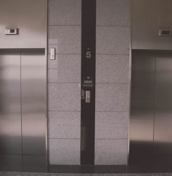 Lifturi noi în blocurile reabilitate termic din Sectorul 1