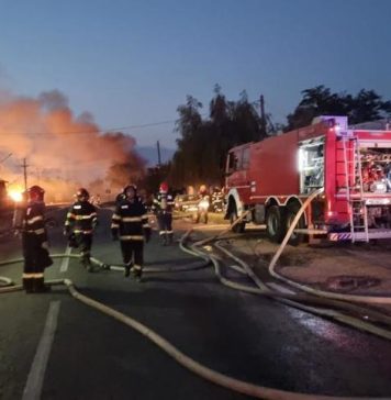 UPDATE/ Explozii puternice lângă București, în Crevedia, la o stație GPL. Cel puțin un mort și mai mulți răniți, printre care și salvatori