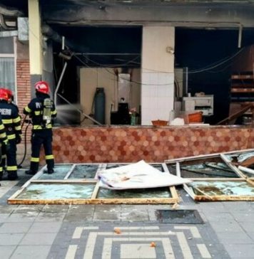 Explozie urmată de incendiu la o pizzerie din Pașcani: un bloc a fost evacuat