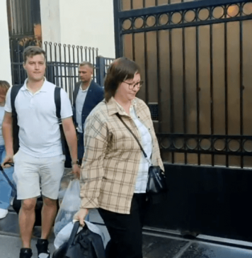 Paritatea diplomatică / Angajații Ambasadei Rusiei la Chișinău părăsesc teritoriul R.Moldova