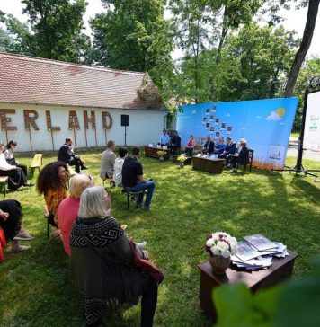 Preserving traditions and culture, sustainability promoted by village communities (Haferland Week Festival)