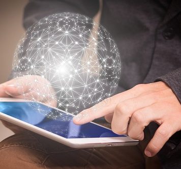 Unul din zece români nu îşi permite o conexiune la Internet, cel mai ridicat procent din UE