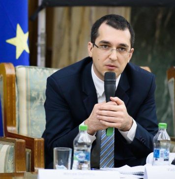 VIDEO/ Reacția lui Vlad Voiculescu, președinte USR București, despre perchezițiile la ASSMB: ”Scăpăm spitalele din Bucuresti de cancerul corupției ultimelor decenii”