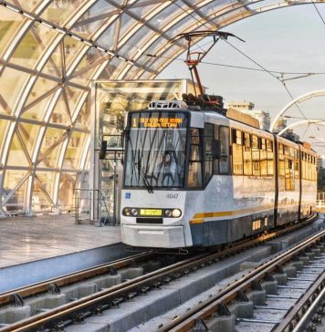 Circulaţia unor tramvaie şi autobuze va fi restricţionată în Piaţa Eroii Revoluţiei, în weekend, timp de o lună