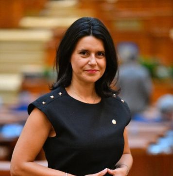 Ana Loredana Predescu (PUSL): Bunul simț din păcate trebuie impus prin lege în România, mai ales când este vorba de categorii vulnerabile cum sunt femeile însărcinate și copiii