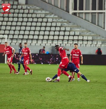 Clubul Dinamo a retras tricoul cu numărul 12, dedicat suporterilor