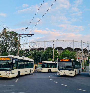Program prelungit pe mai multe linii de transport public din București și Ilfov, sâmbătă seara. Unele trasee vor fi deviate