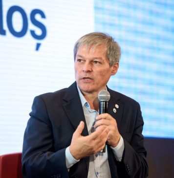 Dacian Cioloș acuză liderii PNL că ar fi „hipnotizați de PSD și de dl Ciolacu și le acoperă măgăriile, acceptă suprataxarea și taxarea”