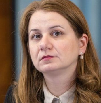 Ministrul Educaţiei, Ligia Deca: Testarea antidrog a elevilor, numai cu acordul părinţilor şi asigurând confidenţialitatea, nediscriminarea şi evitând stigmatizarea