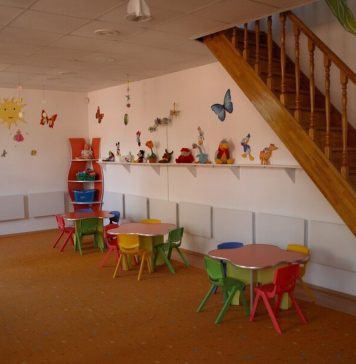 Una din patru grădinițe de stat din București nu este modernizată