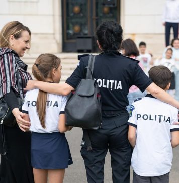 Ce au scris liceenii ministrului Justiției? Alina Gorghiu: „Sfâșietor. Sunt doar copii…Îmi doresc ca fiecare copil din România să știe că nu e singur!