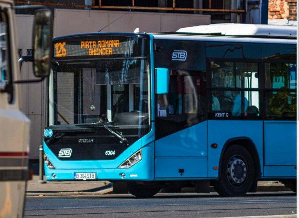 Studenții vor plăti abonamente întregi la STB.