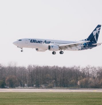 Rezoluție în PE: Companiile aeriene vor trebui să renunțe la taxarea bagajelor de mână sau cabină