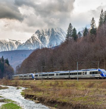 Operatorul privat de transport feroviar Regio Călători, amendat de Protecţia Consumatorilor