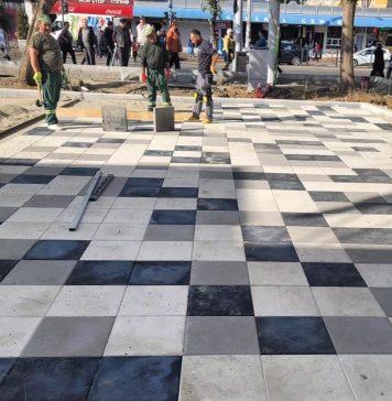 Infrastructură 5: Noul tip de trotuar începe să prindă contur în zona Pieței Rahova